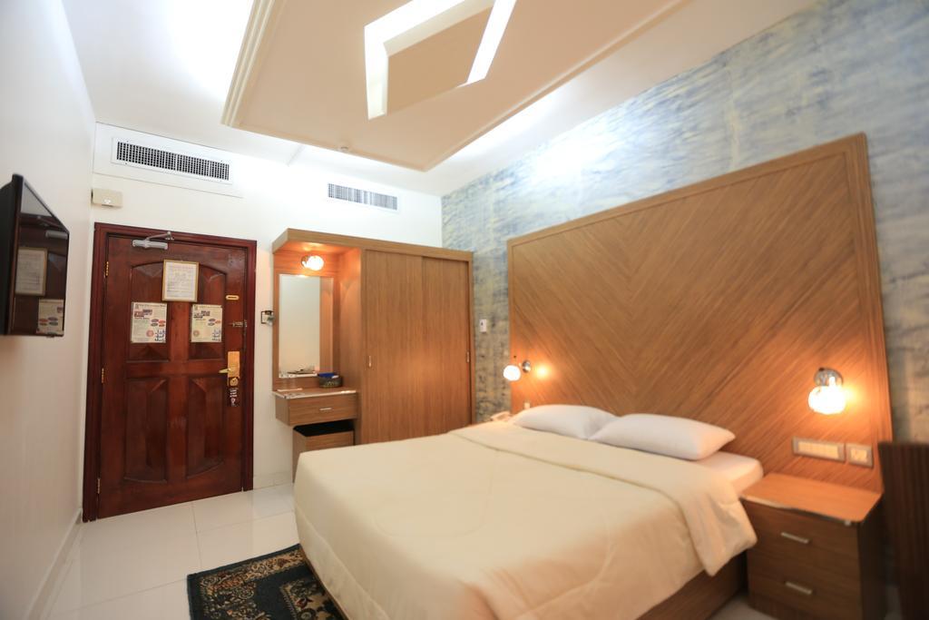 Sun City International Hotel Dubai Ngoại thất bức ảnh
