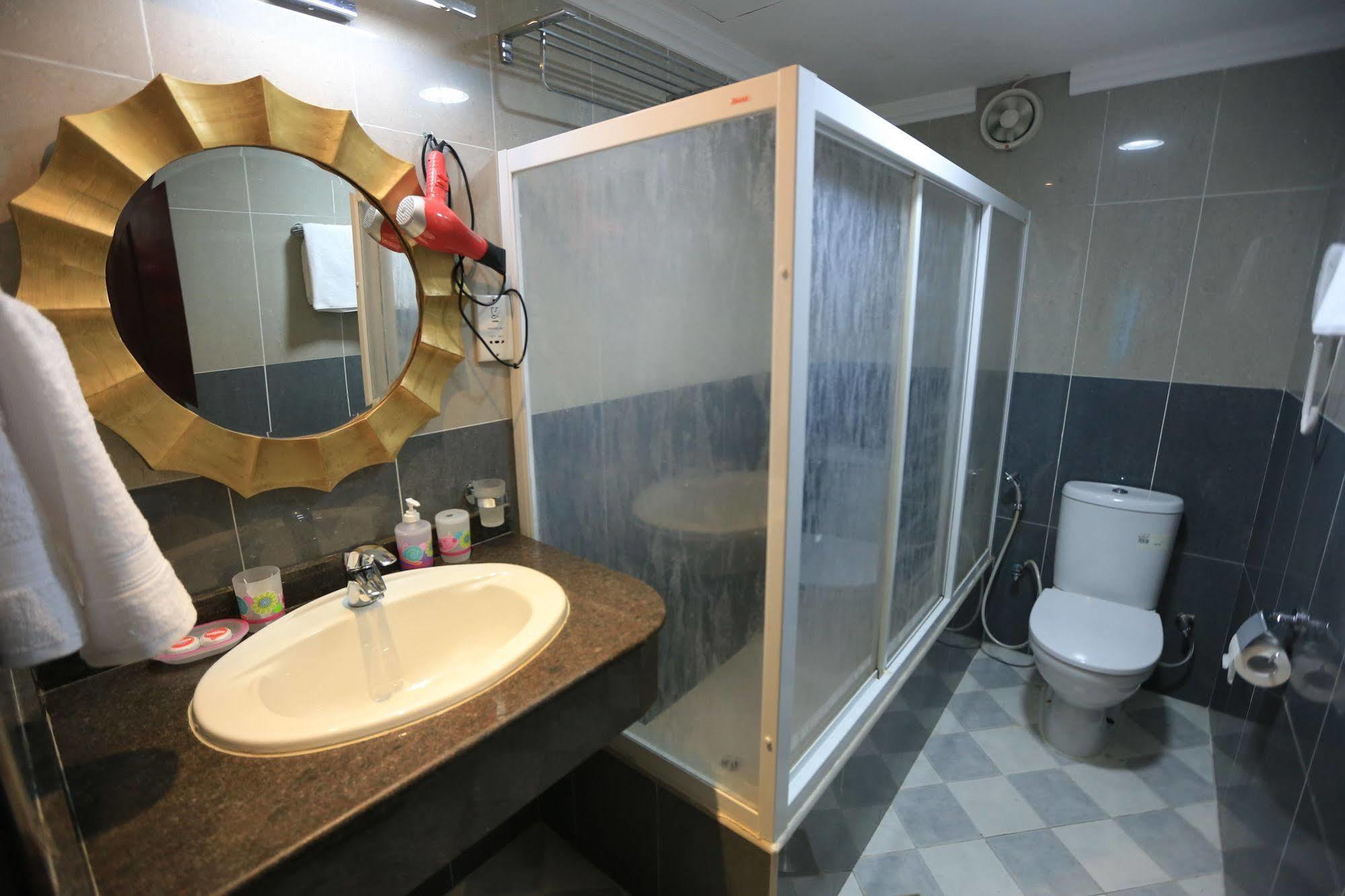 Sun City International Hotel Dubai Ngoại thất bức ảnh